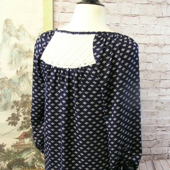 Womens Top Long Sleeve - Picture 3 of 7